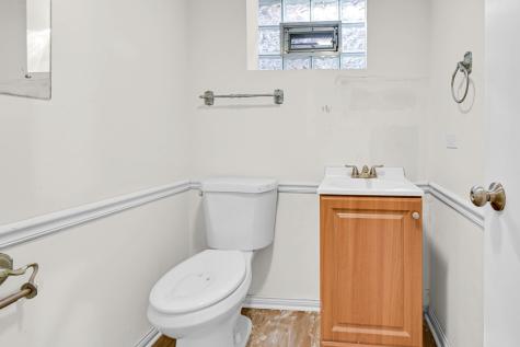 18354 De Jong Lane Lansing IL 60438