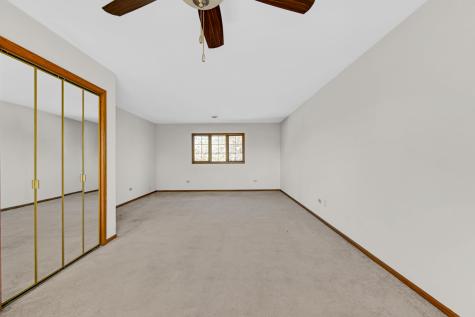 18354 De Jong Lane Lansing IL 60438