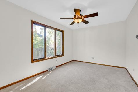 18354 De Jong Lane Lansing IL 60438