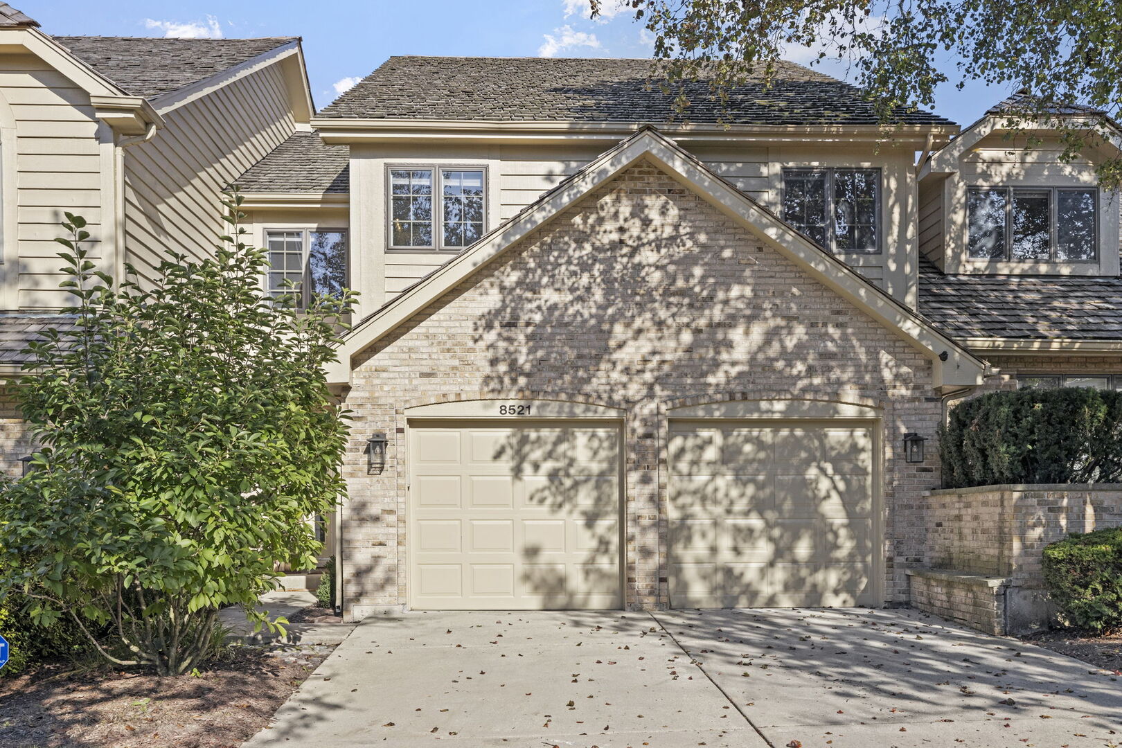 8521 Evergreen Lane Darien IL 60561