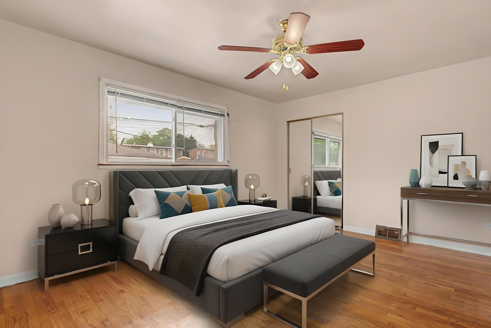 9256 South Calumet Avenue Chicago IL 60619