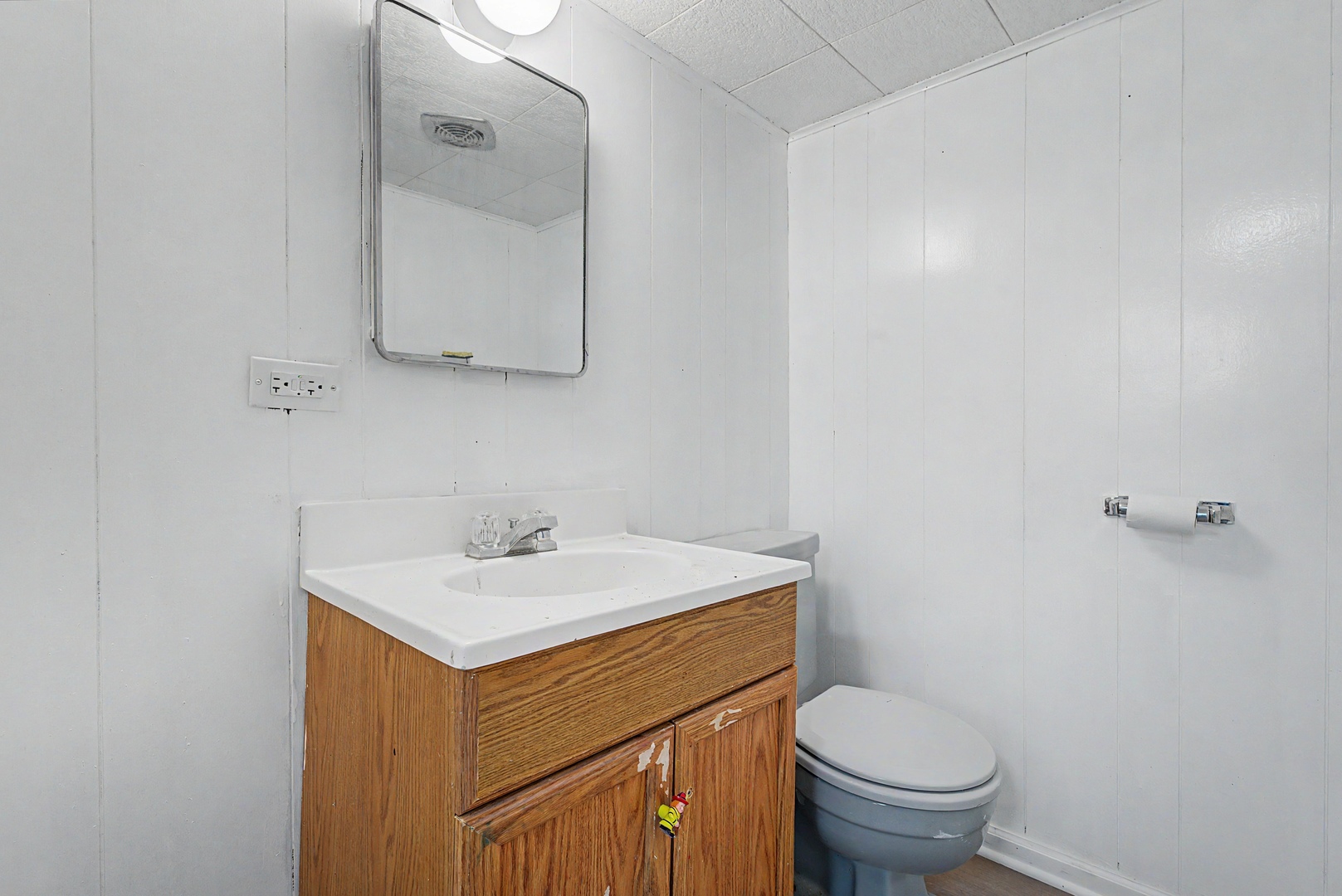9256 South Calumet Avenue Chicago IL 60619