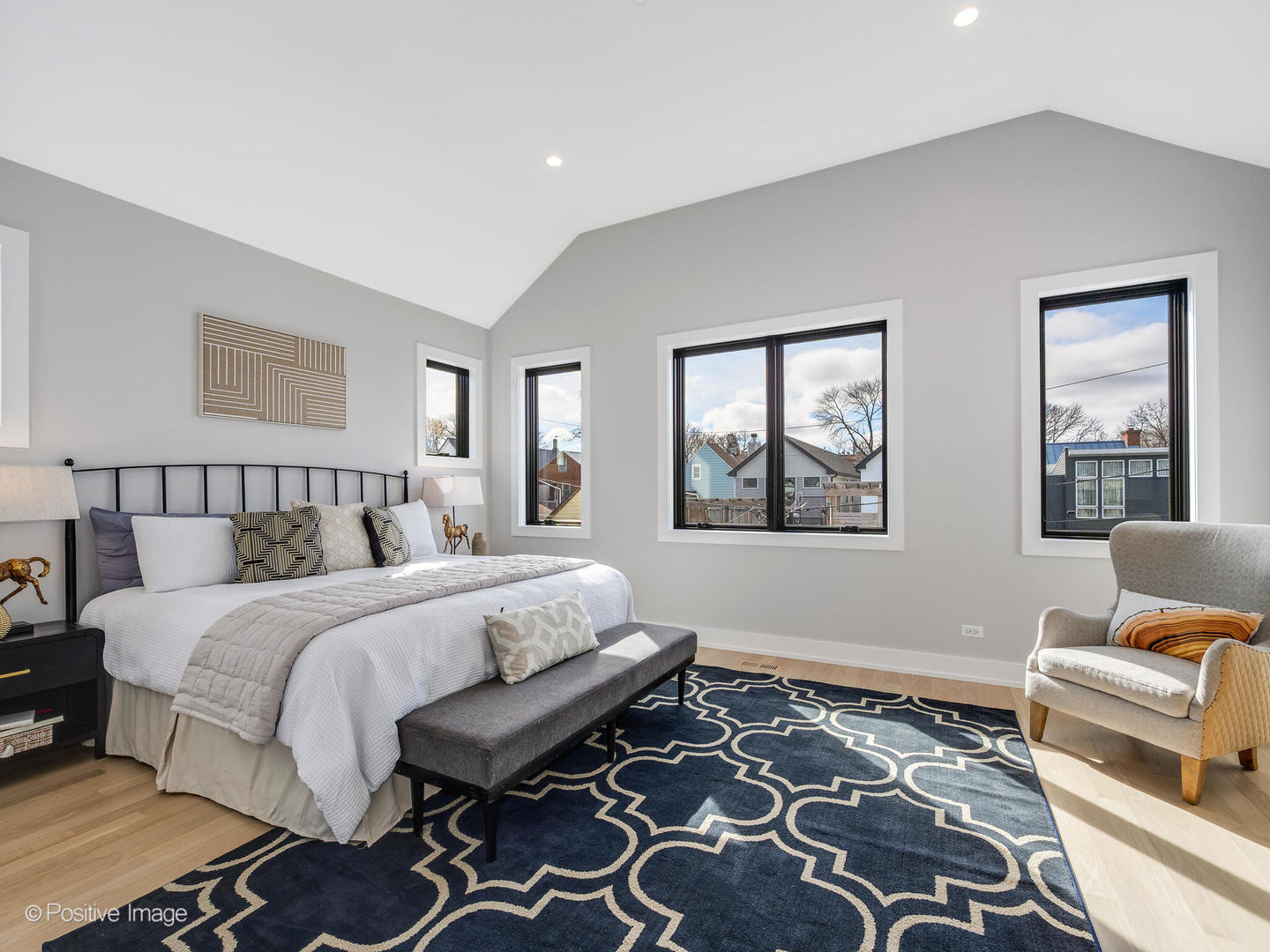 3302 North Hoyne Avenue Chicago IL 60618