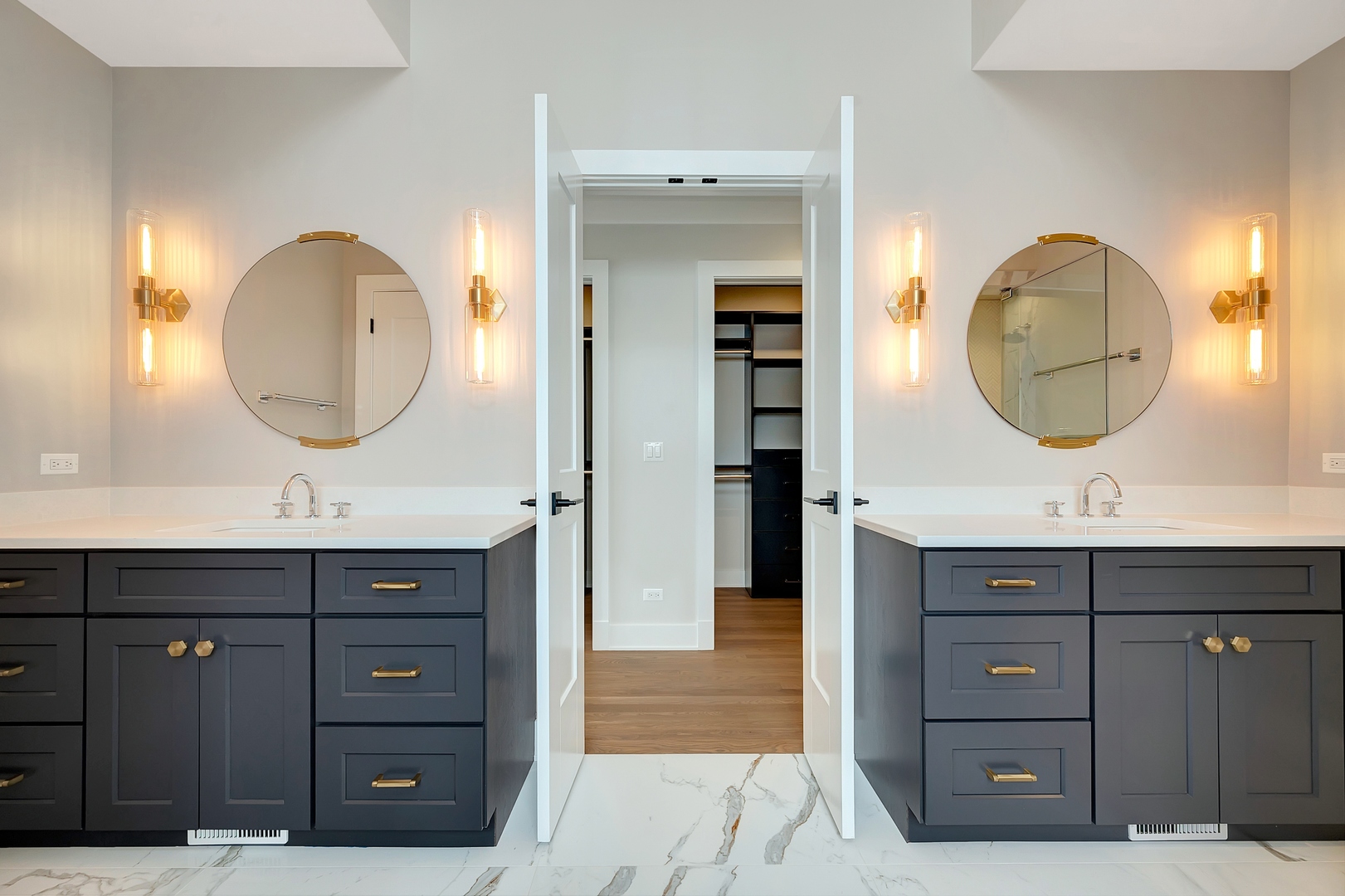 3302 North Hoyne Avenue Chicago IL 60618