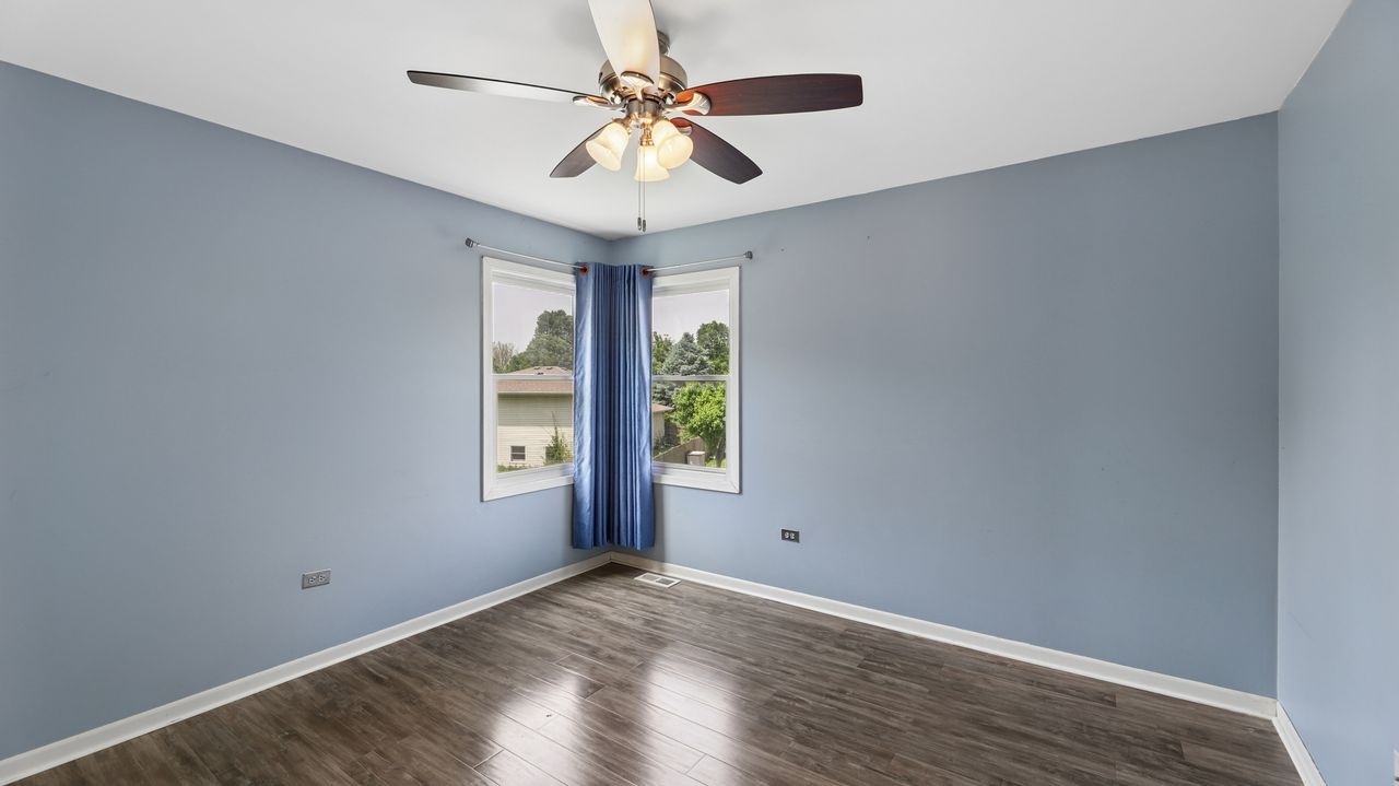 6 Boulder Ridge Court Bolingbrook IL 60490