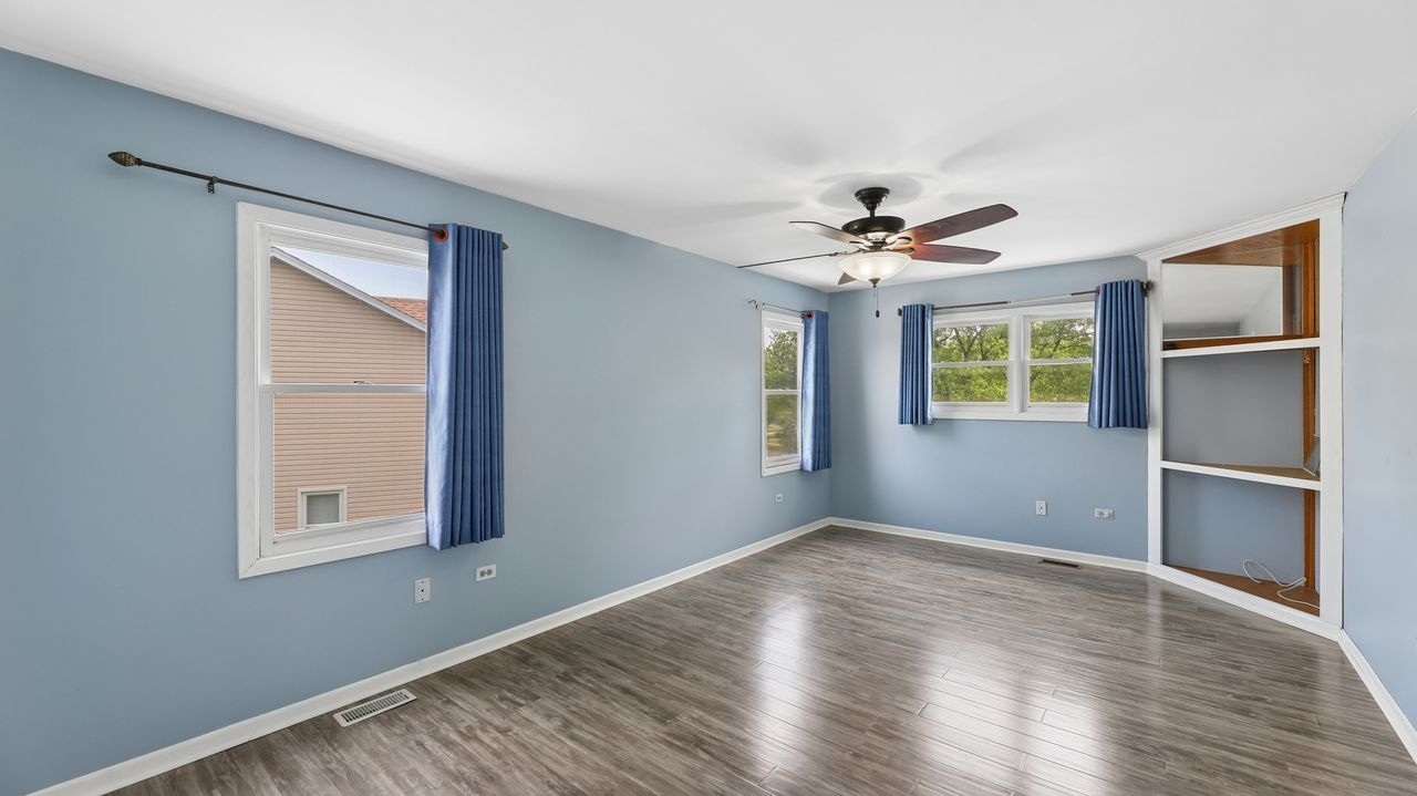 6 Boulder Ridge Court Bolingbrook IL 60490