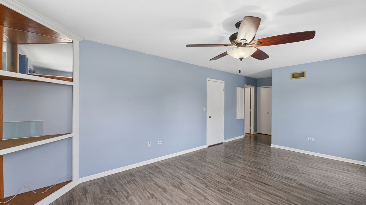 6 Boulder Ridge Court Bolingbrook IL 60490