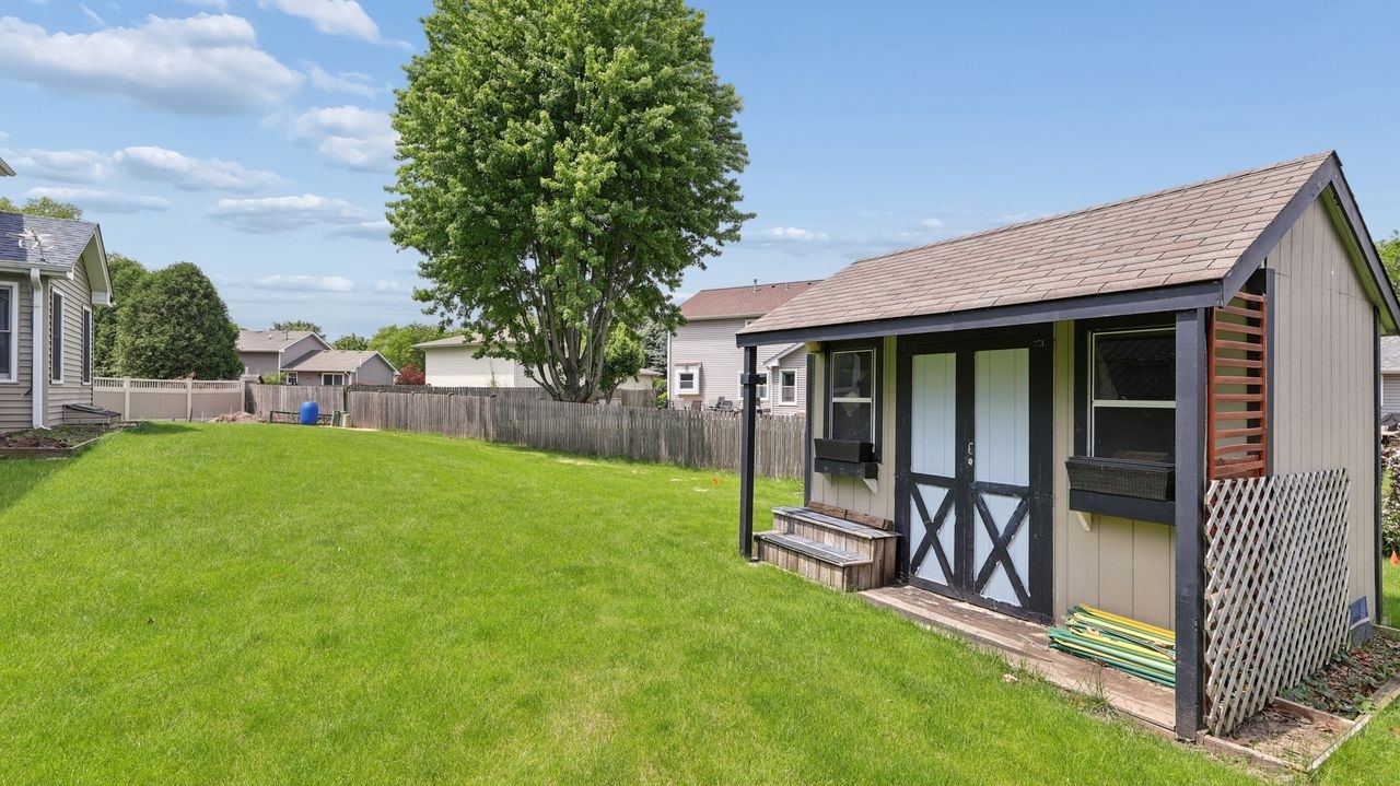 6 Boulder Ridge Court Bolingbrook IL 60490