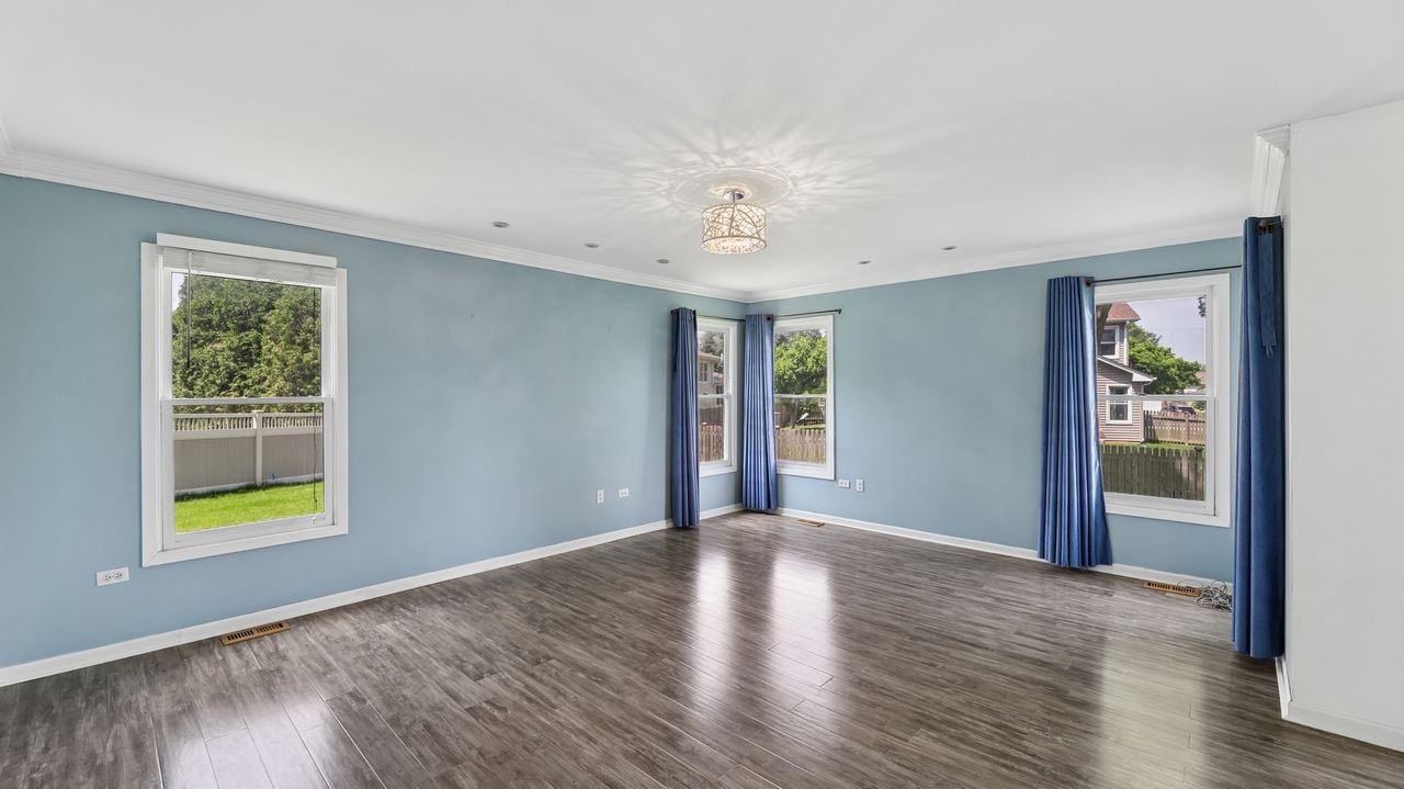 6 Boulder Ridge Court Bolingbrook IL 60490