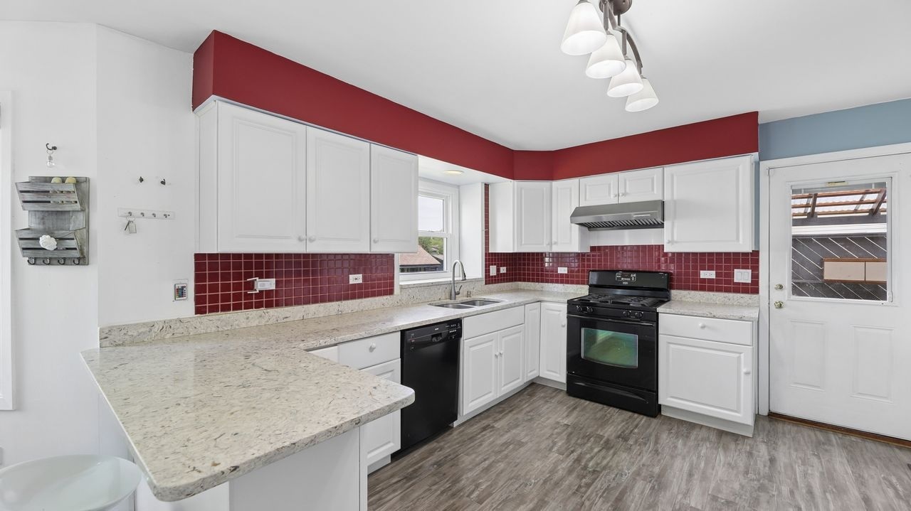 6 Boulder Ridge Court Bolingbrook IL 60490