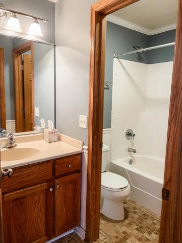 1308 Axcel Lane Sycamore IL 60178