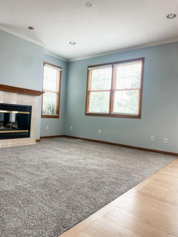 1308 Axcel Lane Sycamore IL 60178