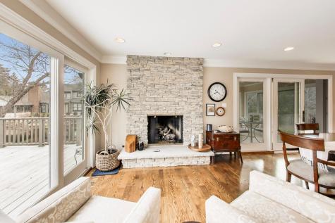 12 Warrington Drive Lake Bluff IL 60044