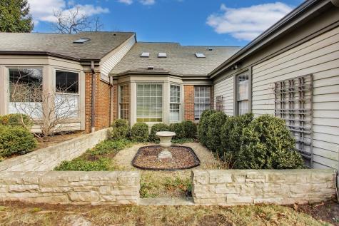 12 Warrington Drive Lake Bluff IL 60044