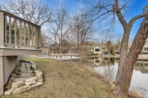 12 Warrington Drive Lake Bluff IL 60044