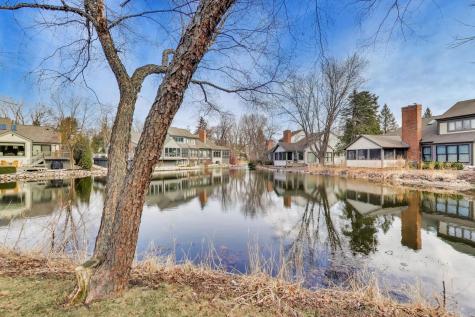 12 Warrington Drive Lake Bluff IL 60044