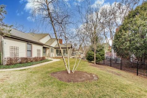 12 Warrington Drive Lake Bluff IL 60044