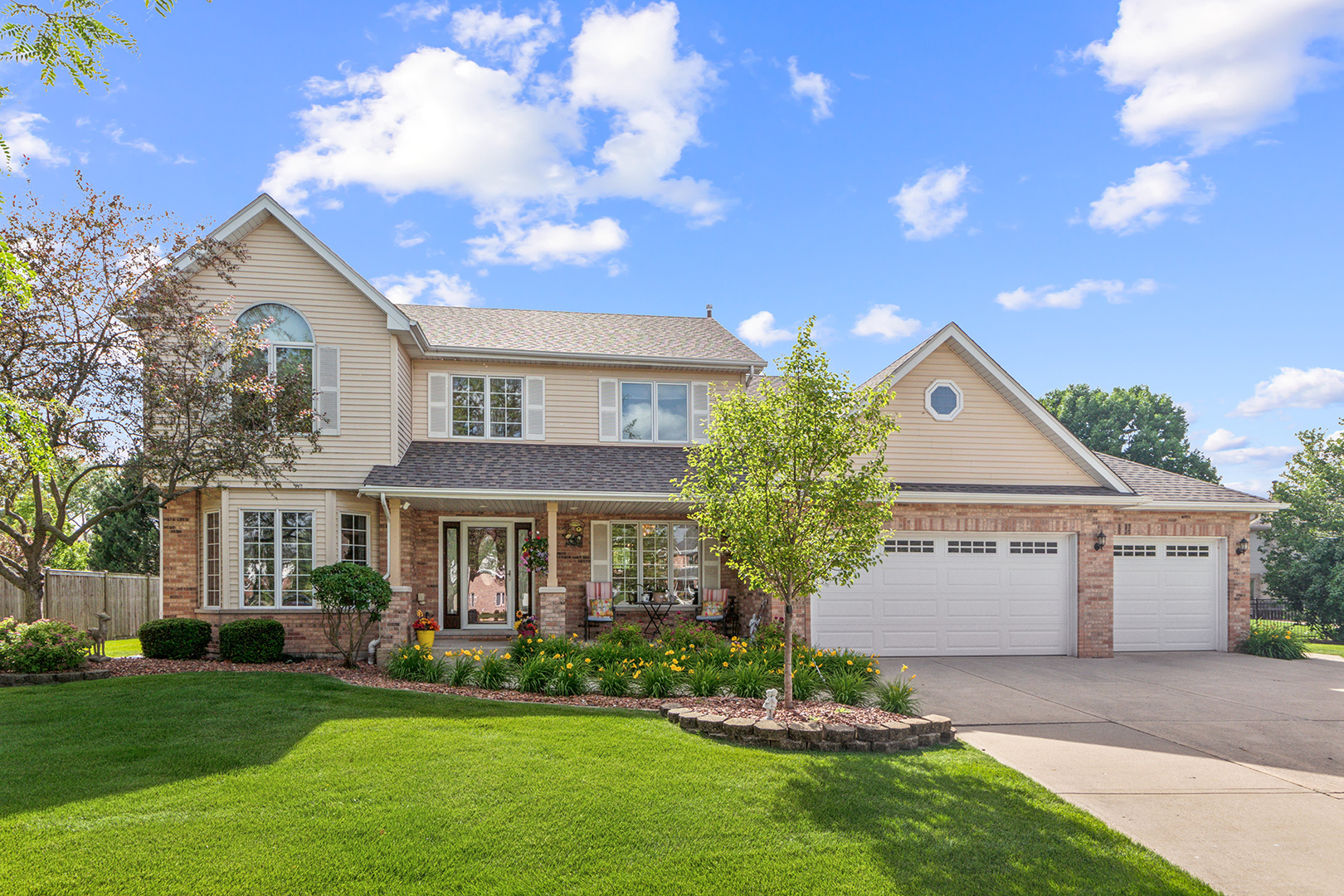 2347 Rock Canyon New Lenox IL 60451