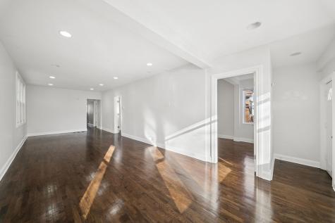 9328 South Paxton Avenue Chicago IL 60617