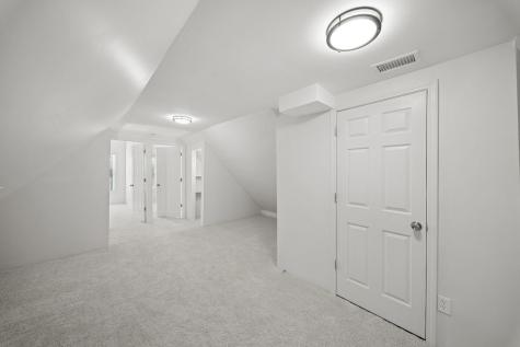 9328 South Paxton Avenue Chicago IL 60617