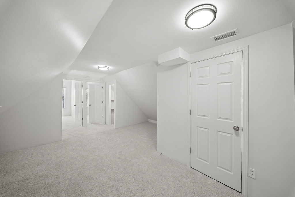 9328 South Paxton Avenue Chicago IL 60617