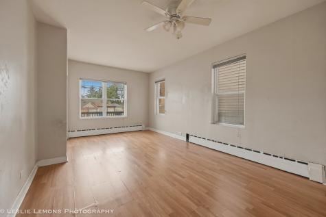 6346 West Raven Street Chicago IL 60646