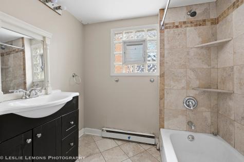 6346 West Raven Street Chicago IL 60646