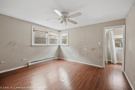 6346 West Raven Street Chicago IL 60646