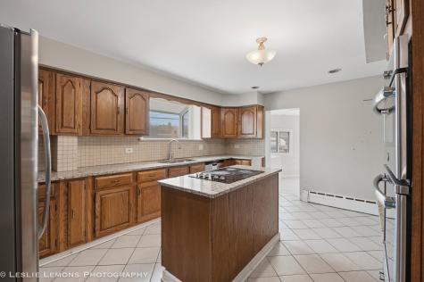 6346 West Raven Street Chicago IL 60646