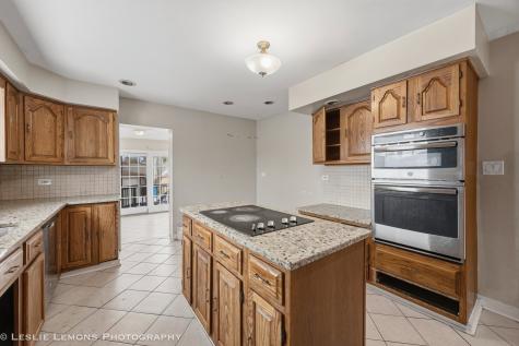 6346 West Raven Street Chicago IL 60646