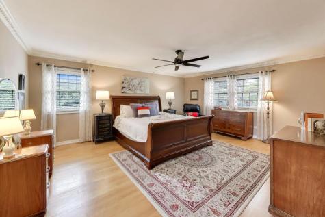 3956 Rutgers Lane Northbrook IL 60062