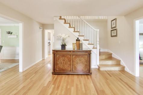 3956 Rutgers Lane Northbrook IL 60062