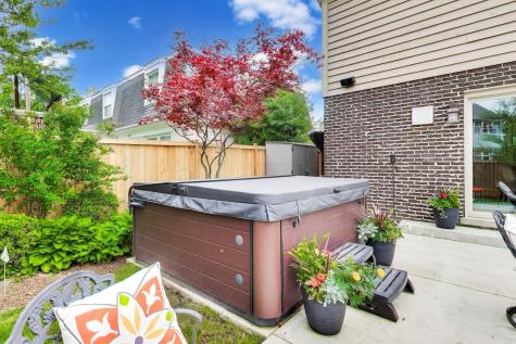 3956 Rutgers Lane Northbrook IL 60062