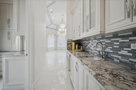 2315 North Arlington Heights Road Arlington Heights IL 60004