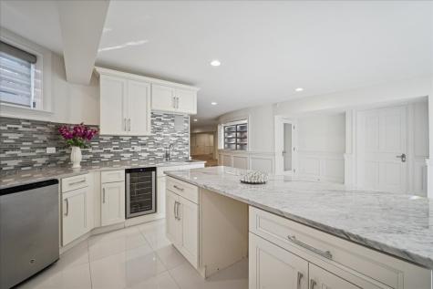 2315 North Arlington Heights Road Arlington Heights IL 60004