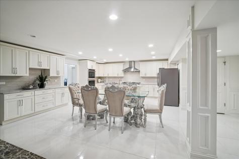 2315 North Arlington Heights Road Arlington Heights IL 60004