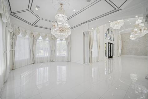 2315 North Arlington Heights Road Arlington Heights IL 60004