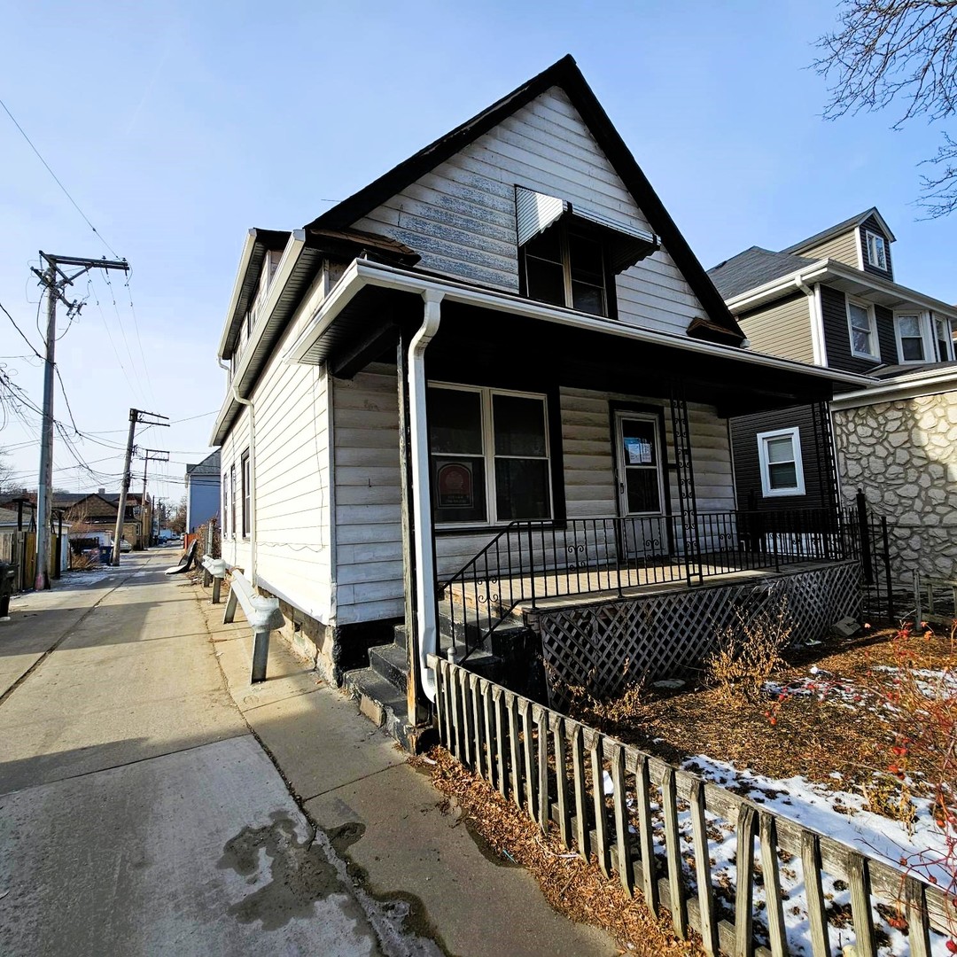 116 North Laramie Avenue Chicago IL 60644