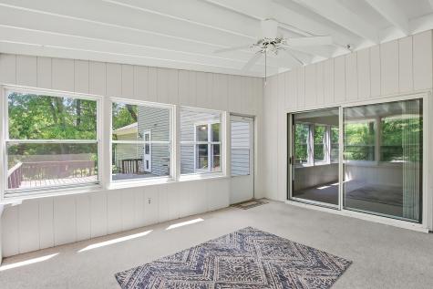 6710 Connecticut Trail Crystal Lake IL 60012