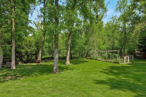 6710 Connecticut Trail Crystal Lake IL 60012
