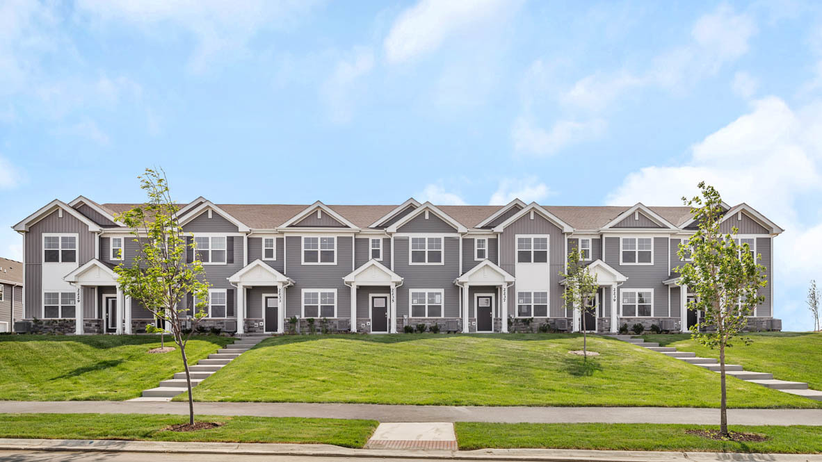 2275 Barbera Drive Oswego IL 60543