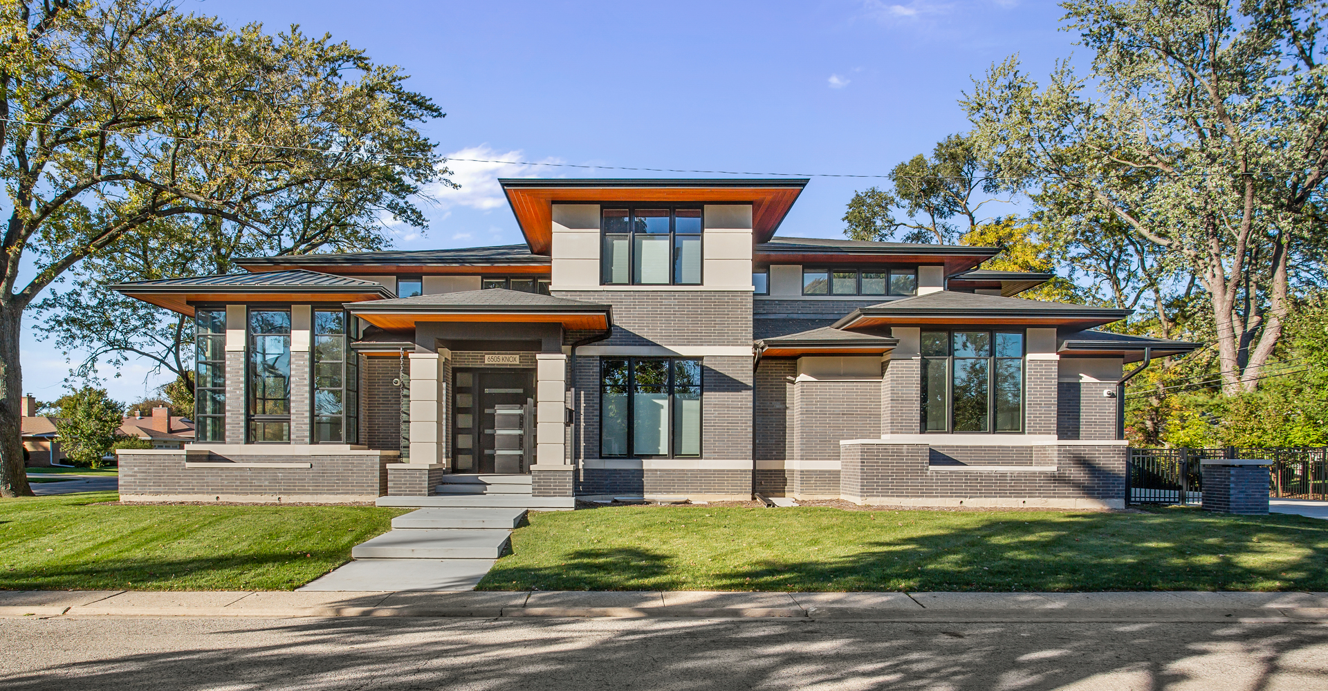 6505 North Knox Avenue Lincolnwood IL 60645