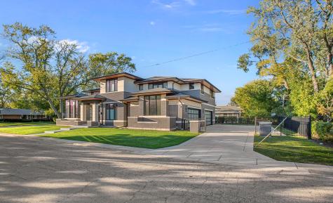 6505 North Knox Avenue Lincolnwood IL 60645