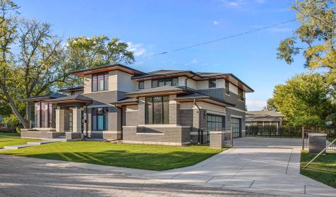 6505 North Knox Avenue Lincolnwood IL 60645