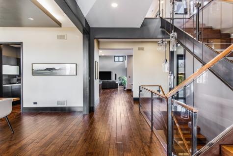 6505 North Knox Avenue Lincolnwood IL 60645