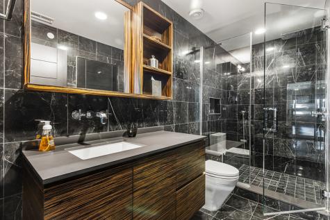 6505 North Knox Avenue Lincolnwood IL 60645