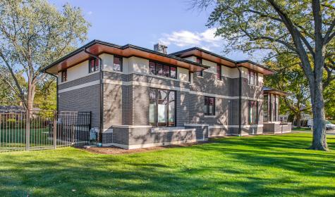 6505 North Knox Avenue Lincolnwood IL 60645