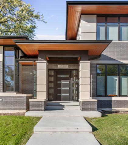 6505 North Knox Avenue Lincolnwood IL 60645