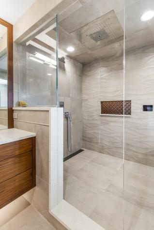 6505 North Knox Avenue Lincolnwood IL 60645