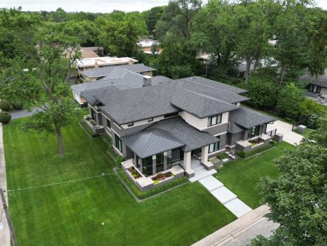 6505 North Knox Avenue Lincolnwood IL 60645